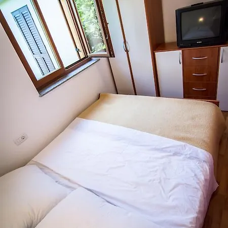Holiday Home Dubi Kornić Pokoj fotografie